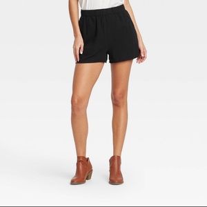 Universal Thread Shorts